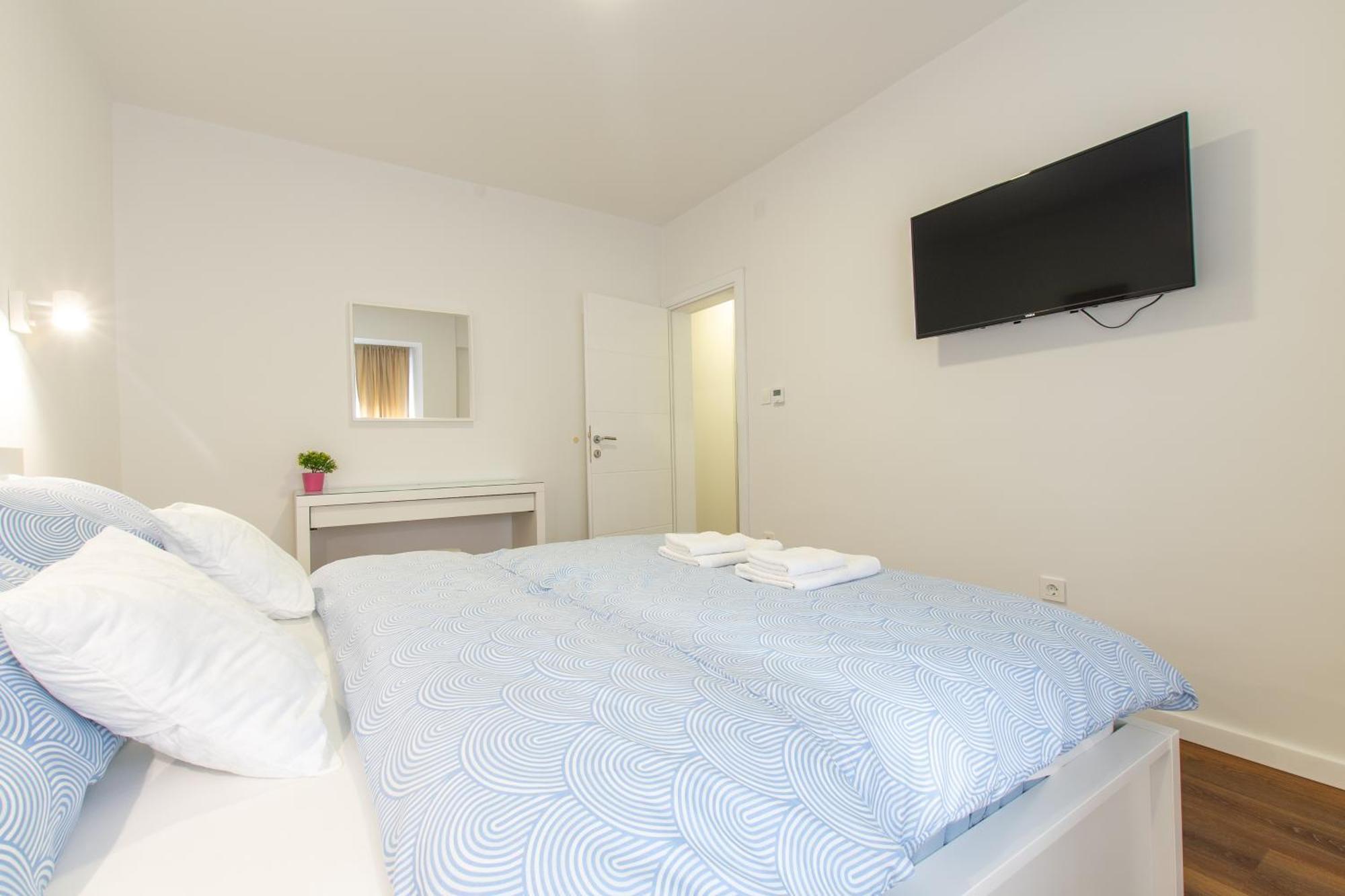 Apartman Valentina - Self Check In And Check Out Otocac Exterior photo